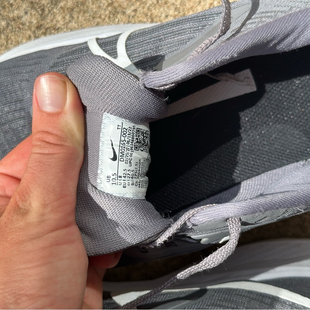 Nike Pegasus Air Zoom Shoes - Picture 7 of 7